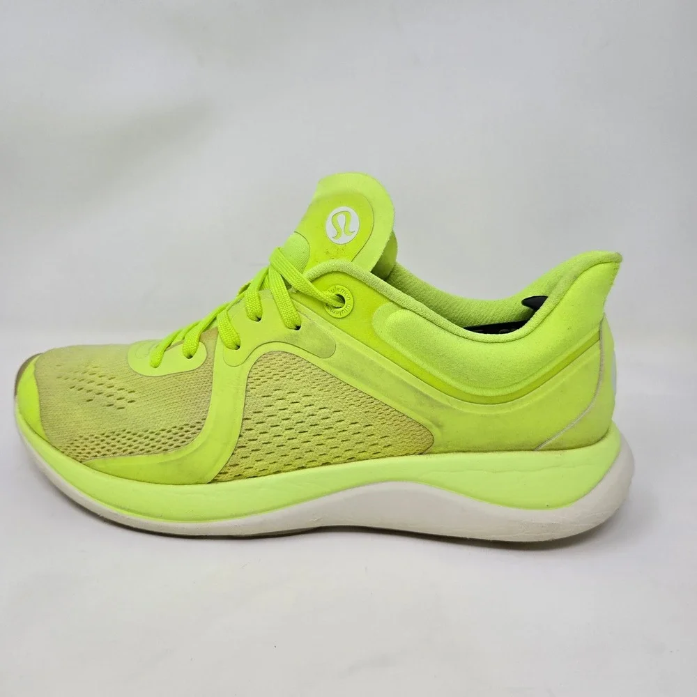 Lululemon W Chargefeel‎ Workout Low Athletic Shoes Neon Yellow Women's 8.5